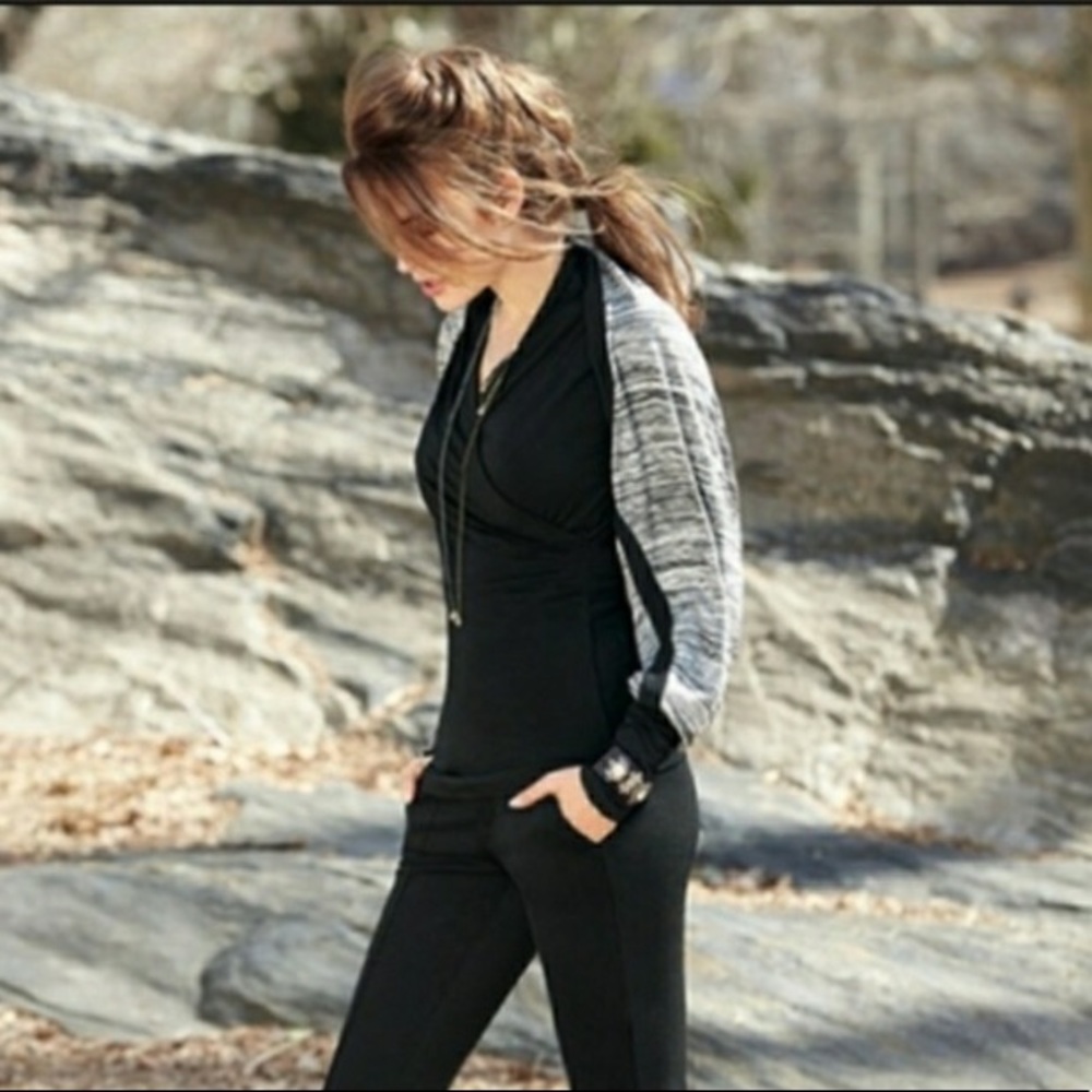 Cabi Horizontal Shrug Style #3103